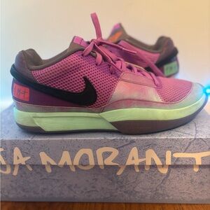 Used Nike Ja 1 Christmas Size 9.5